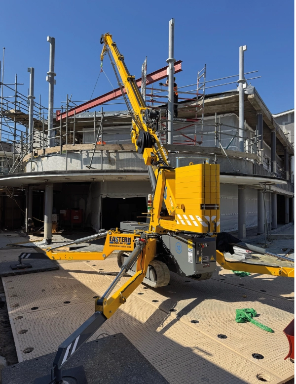 Hoeflon C10e Fully Electric Mini Crane